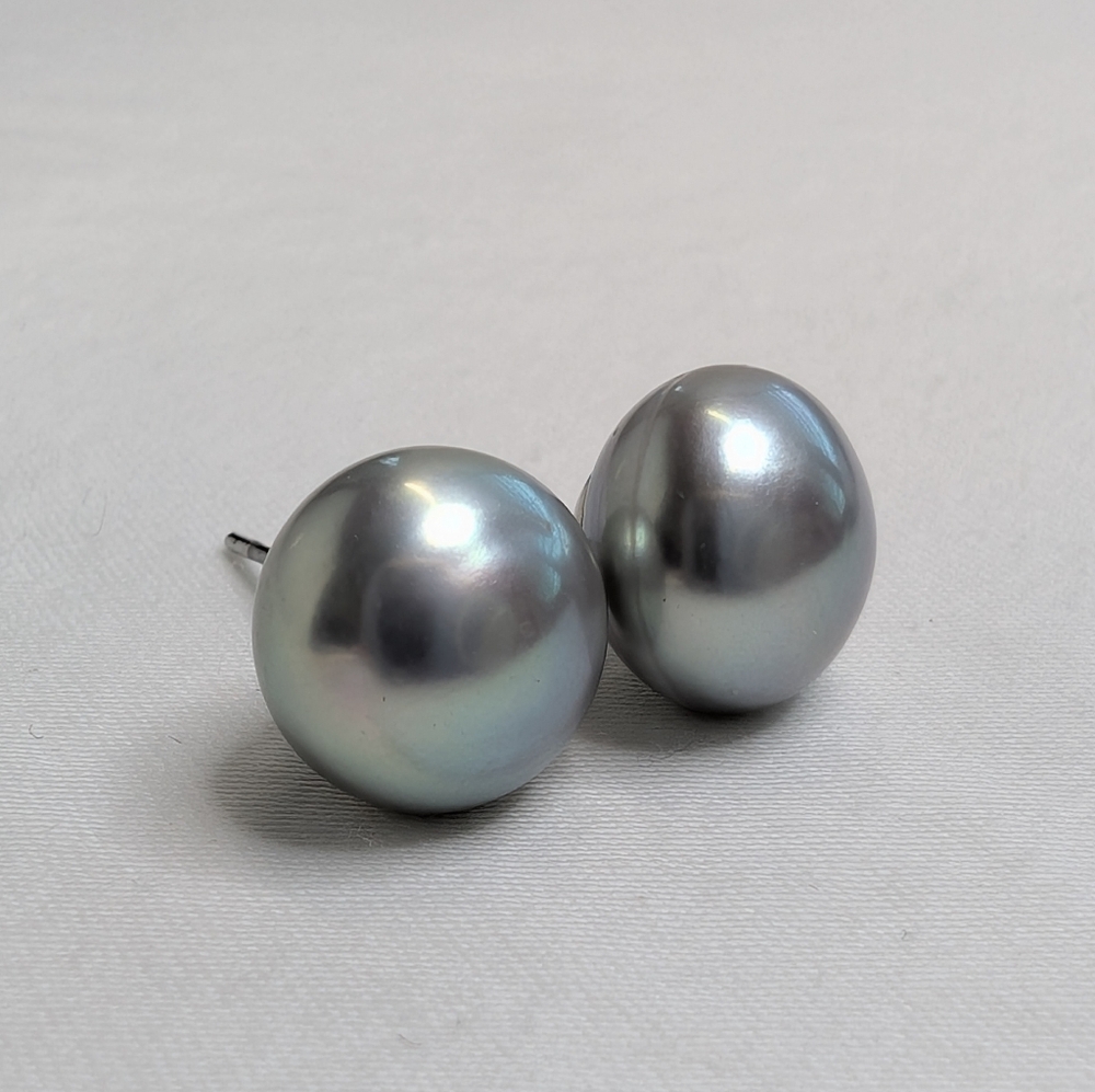 Vintage Genuine Pearl Chunky Stud Earrings - Picture 2 of 10